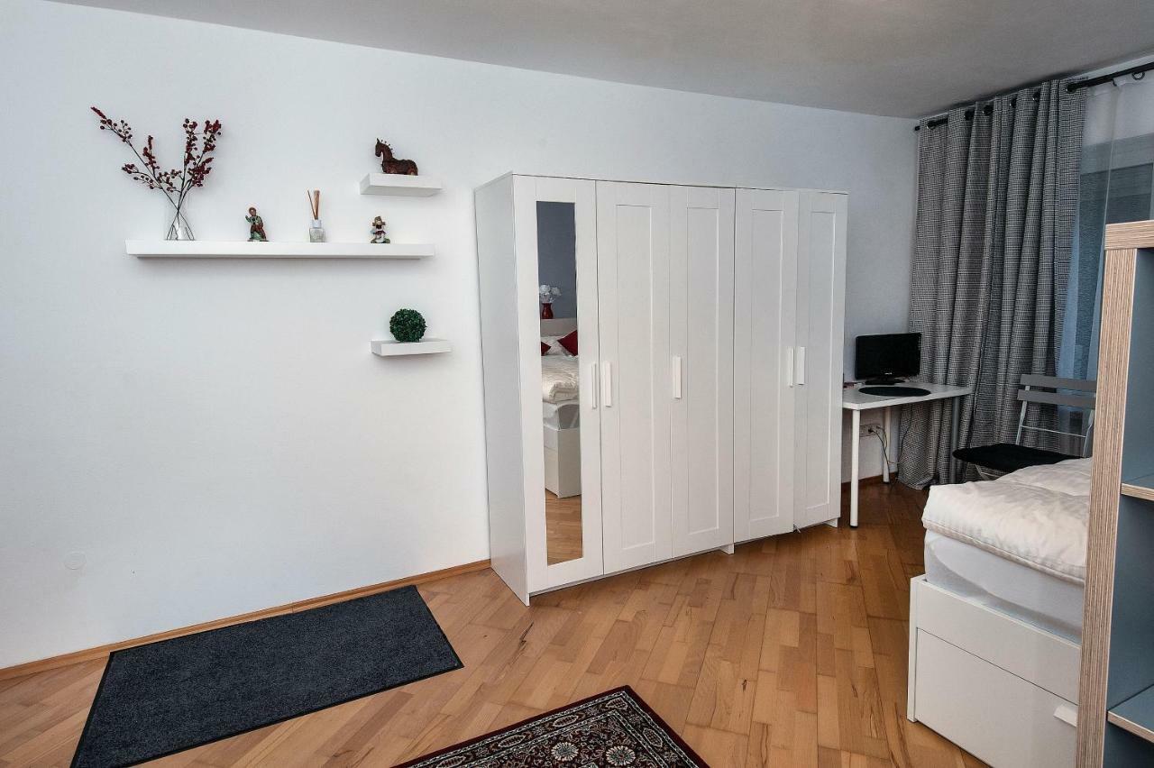 Lovely Studio In Augsburg Exterior photo