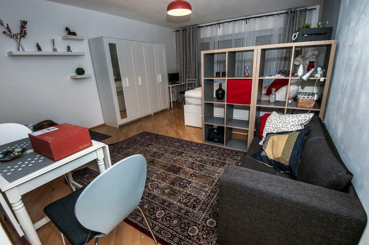 Lovely Studio In Augsburg Exterior photo